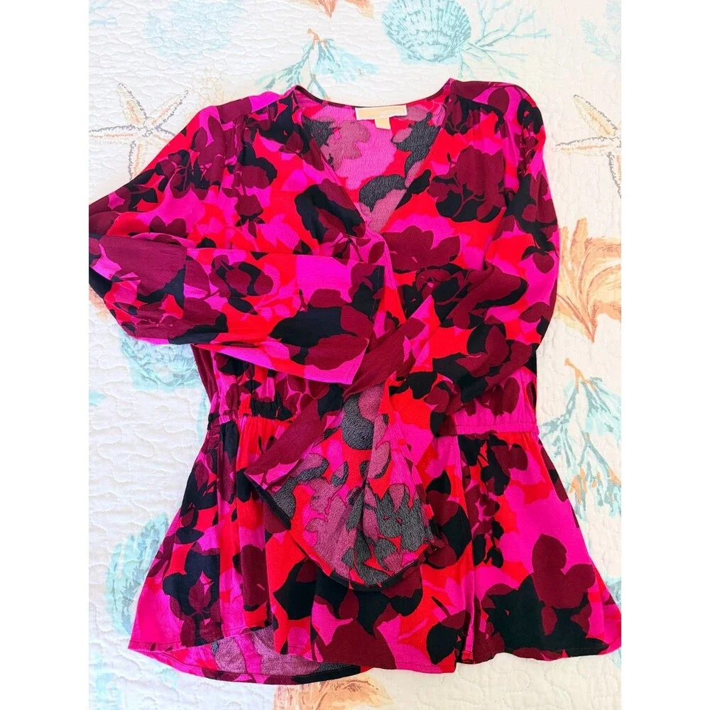 Michael Kors Women's Floral Print Blouse Size Small 100% Viscose Top Elegant